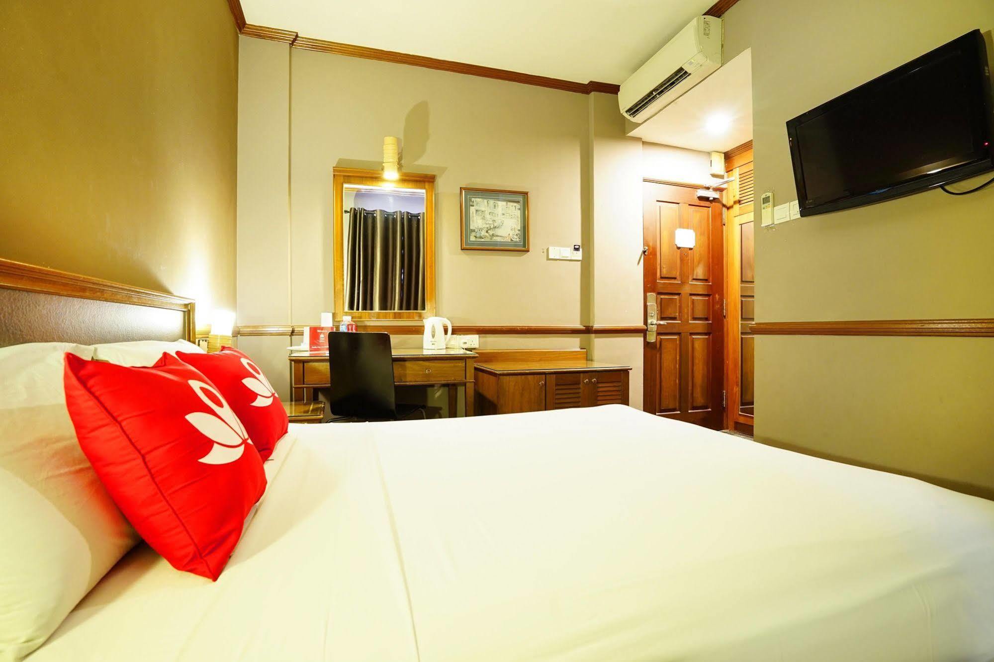 Zen Rooms Geylang Сингапур Экстерьер фото